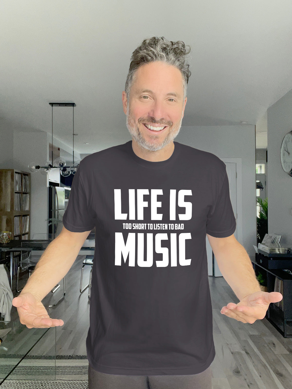 Soft Tee - Life is too short to listen to bad music - Unisex