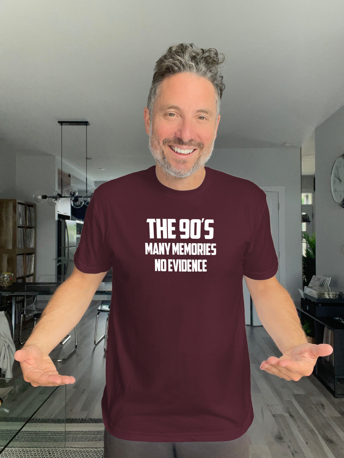 Soft Tee - The 90s, Many memories no evidence - Unisex